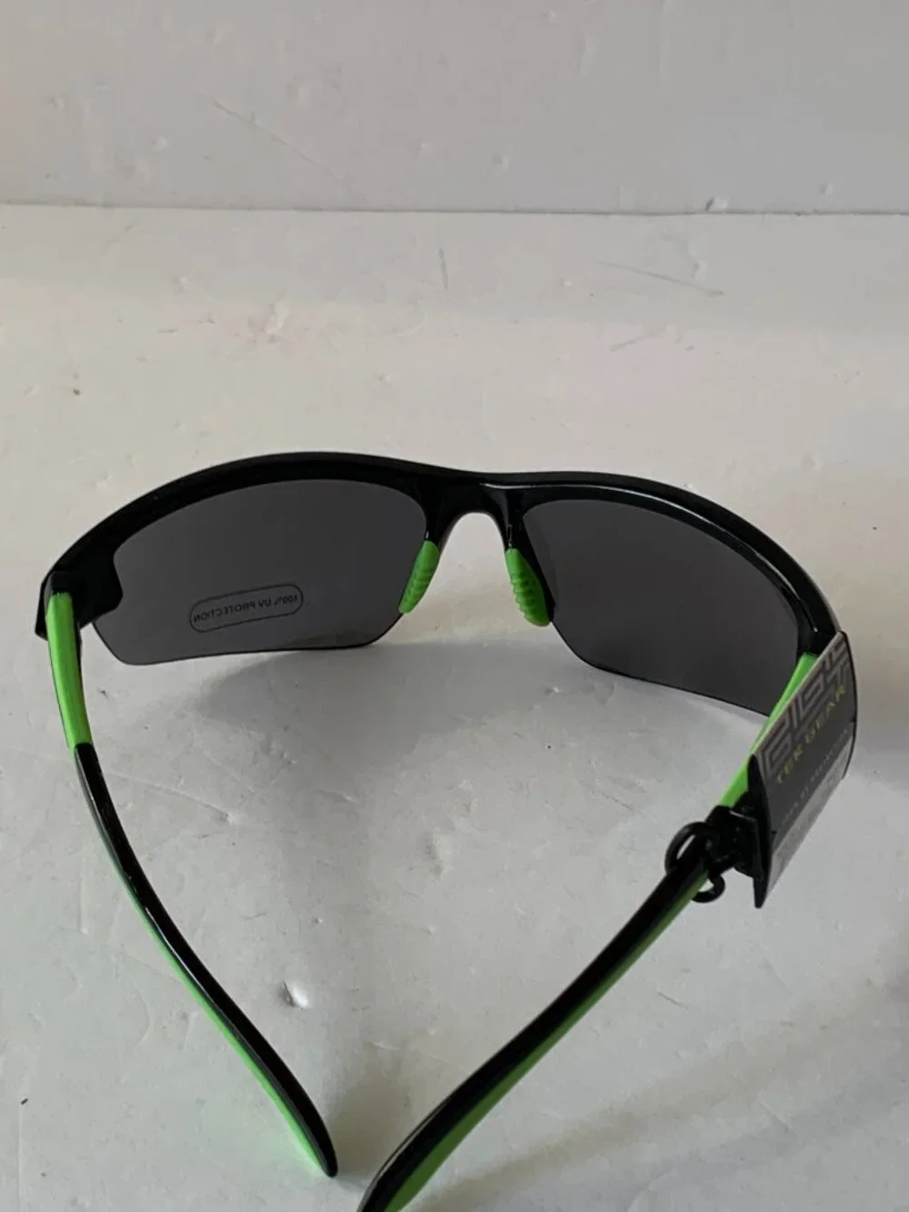 TEK GEAR SUNGLASSES BLACK/LIME 100% UV PROTECTION NEW MTG61SG21